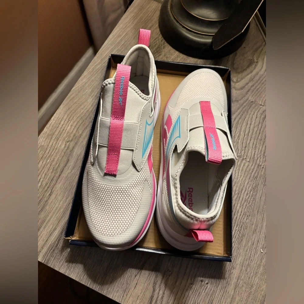 Reebok Lite Spinner Girls' Shoes in the 